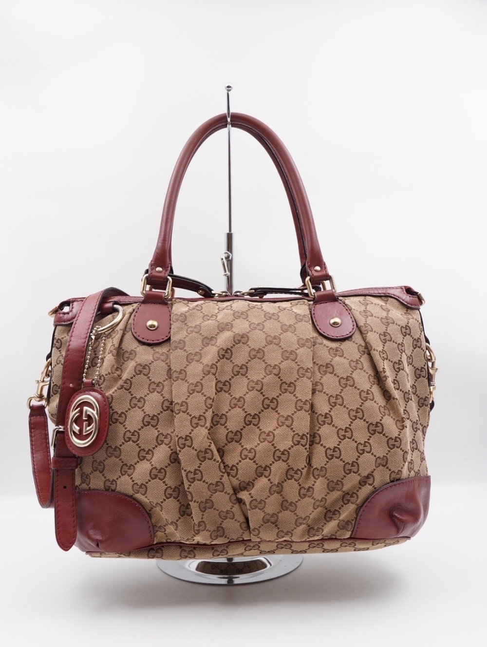 CG68 💗 Gucci GG Monogram Sukey Top Handle Satchel